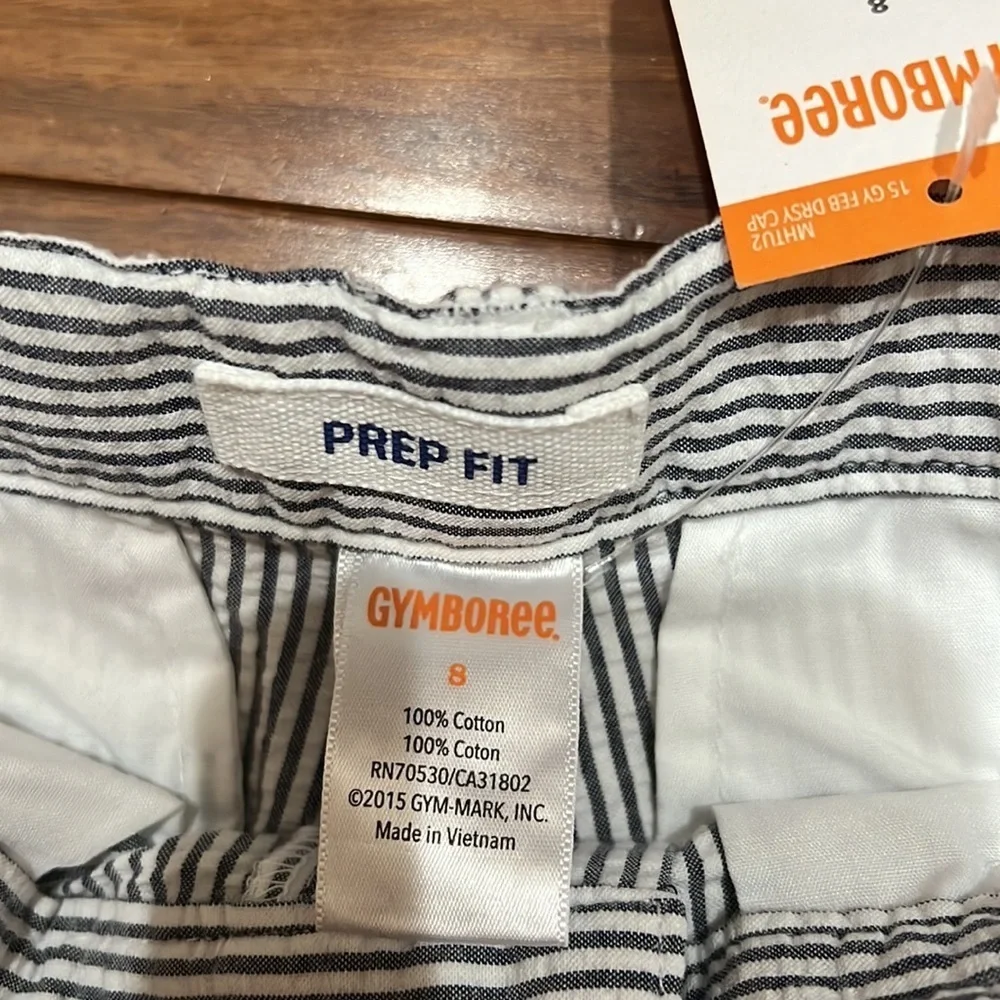 Gymboree boys grey and white seersucker flat front shorts size 8 NWT